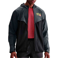 Nike CHAQUETA RUNNING HOMBRE M CITY MRTH STRIDE JACKET vista frontal