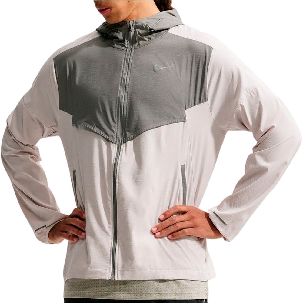 Nike CHAQUETA RUNNING HOMBRE M NK IMP LGHT WR JKT vista frontal