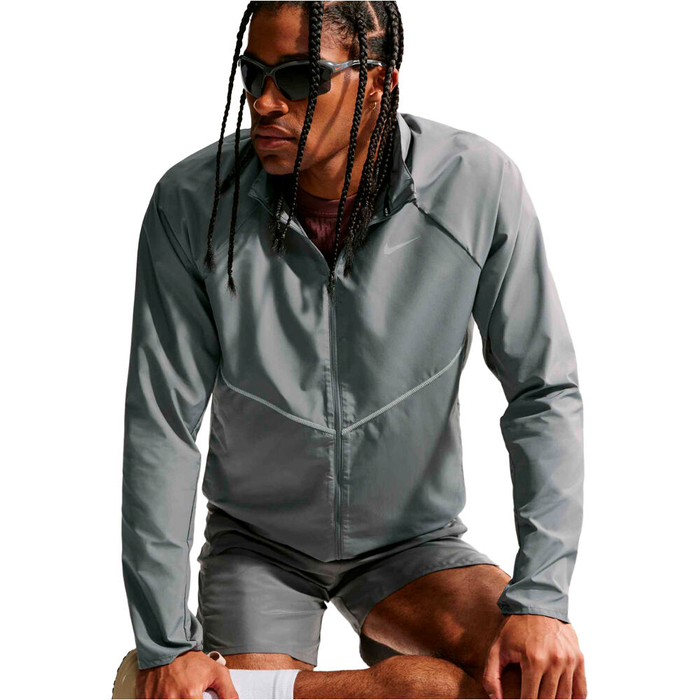 Nike CHAQUETA RUNNING HOMBRE M NK UV RPL MILER JKT 04