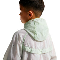 Nike Chaqueta Running Infantil K NK UV REPEL STRIDE JACKET 03