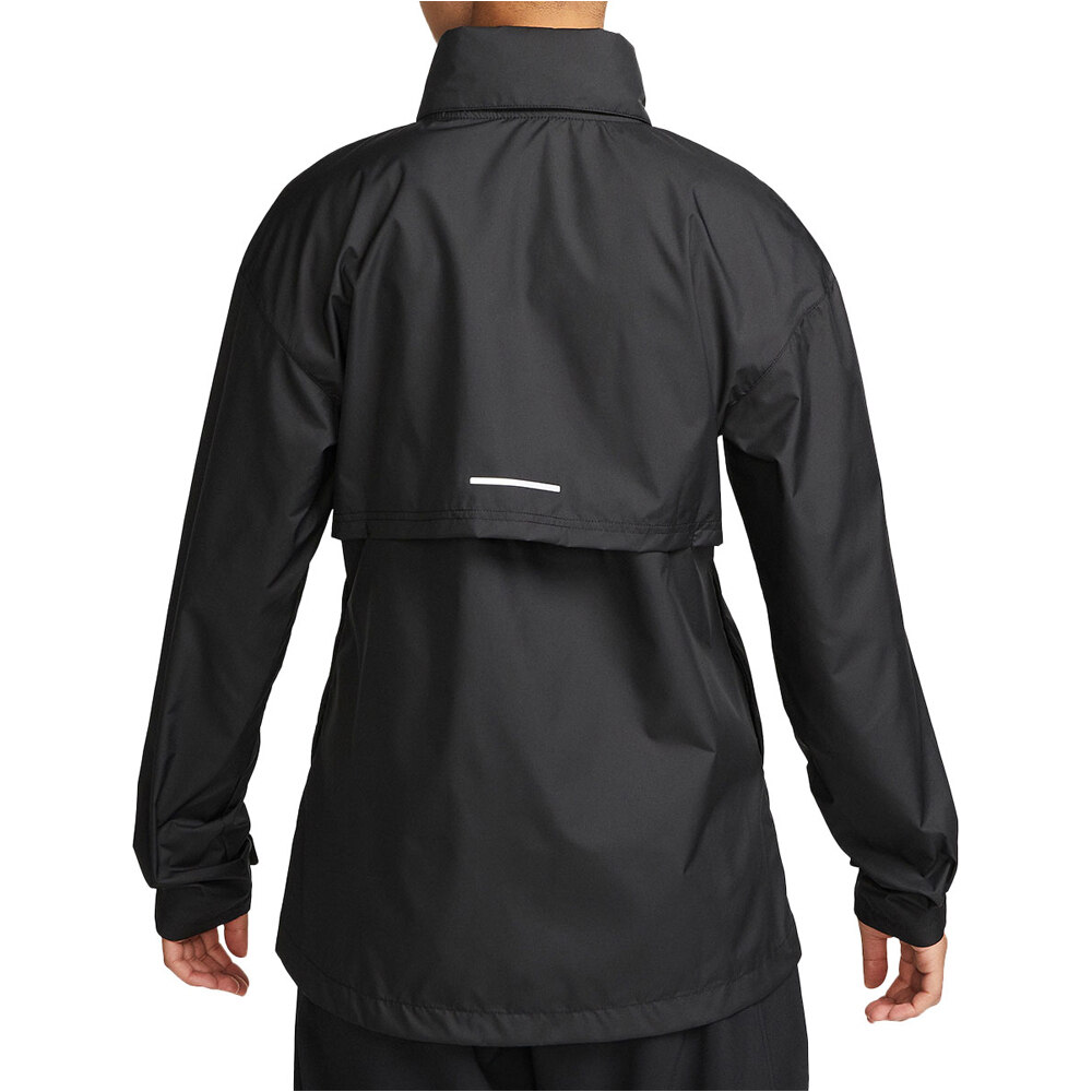 Nike CHAQUETA RUNNING MUJER W NK FAST REPEL JACKET vista trasera