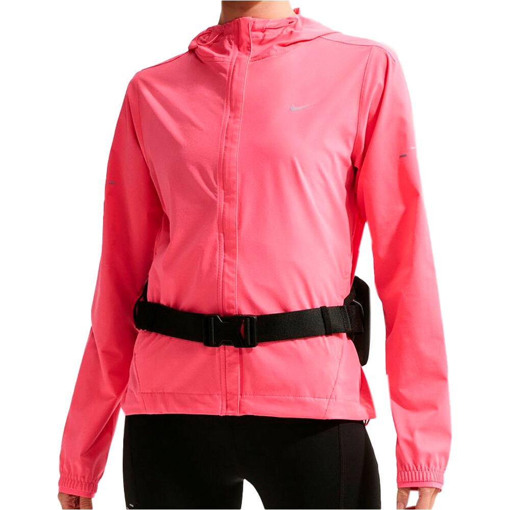 Nike Chaqueta Running Mujer W NK SWIFT RPL PKBL JKT vista frontal