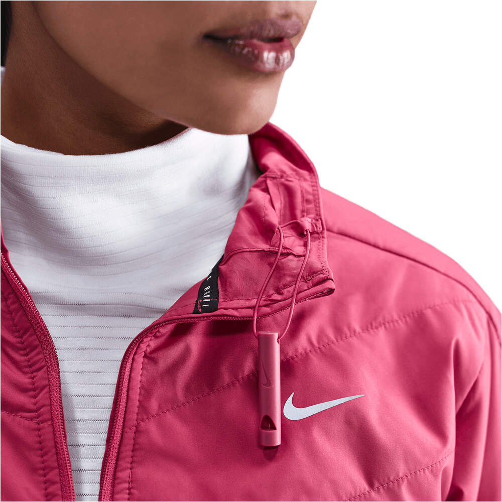 Nike Chaqueta Running Mujer W NK SWIFT TF FILL JKT vista detalle