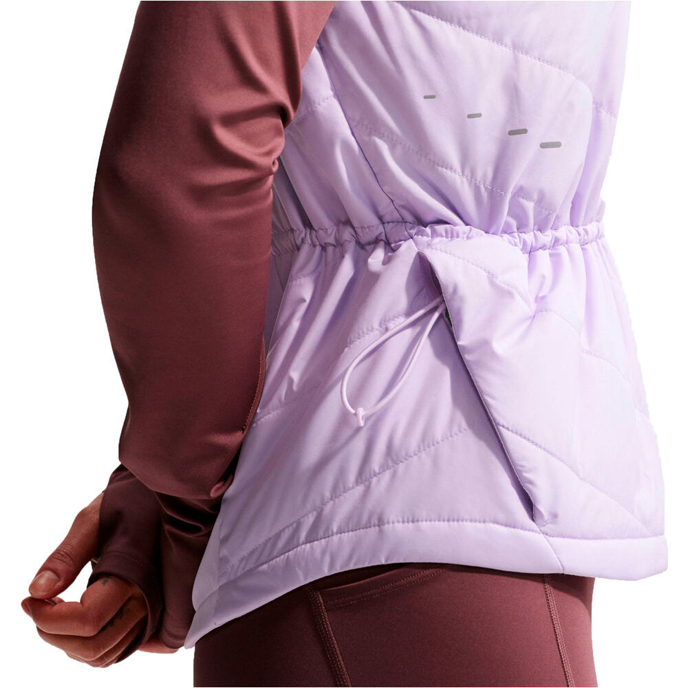 Nike CHAQUETA RUNNING MUJER W NK SWIFT TF FILL VEST vista detalle