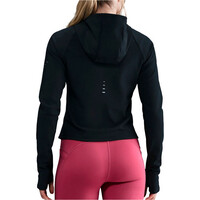 Nike Chaqueta Running Mujer W NK SWIFT TF FITTED JKT vista trasera