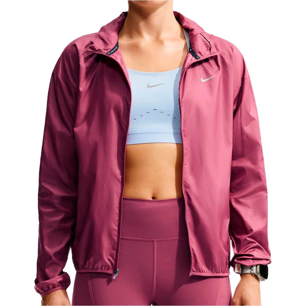 Nike CHAQUETA RUNNING MUJER W NK TEMPO REPEL JKT vista frontal