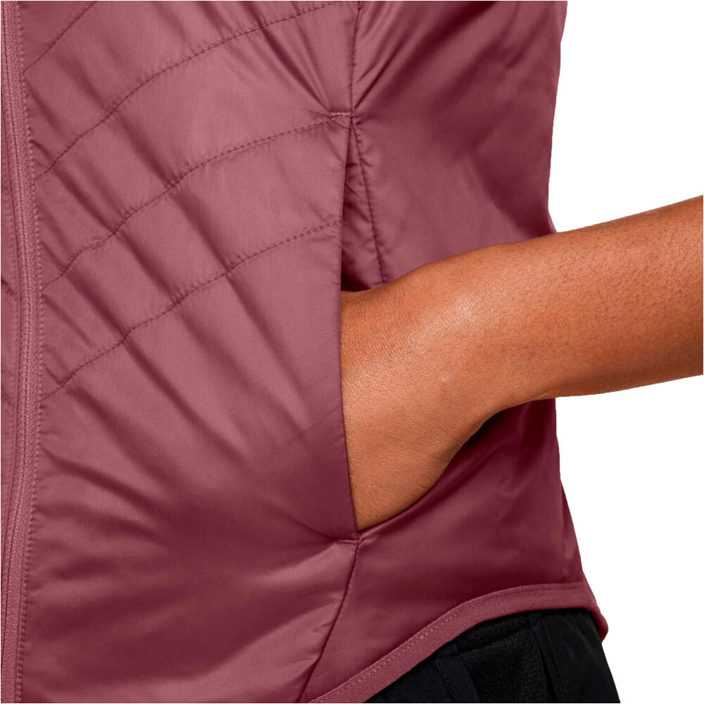 Nike Chaqueta Running Mujer W NK TEMPO RPL WRM VEST vista detalle