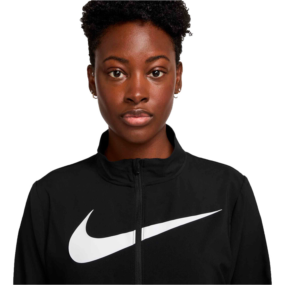 Nike CHAQUETA RUNNING MUJER W NK TEMPO SWSH HBR DF JKT vista detalle