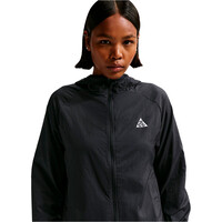 Nike CHAQUETA TRAIL RUNNING MUJER W ACG TRAIL REPEL JKT vista detalle
