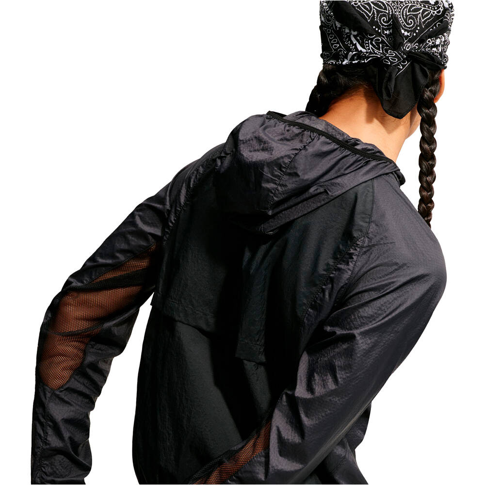 Nike CHAQUETA TRAIL RUNNING MUJER W ACG UV AIREEZ JKT 03