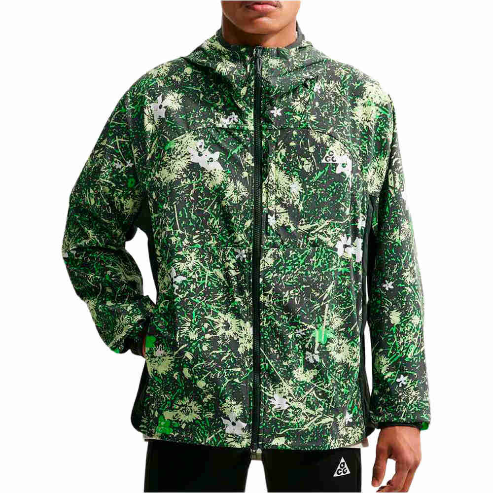 Nike chaquetas hombre M ACG UV FIVE TOWERS JKT AOP vista frontal