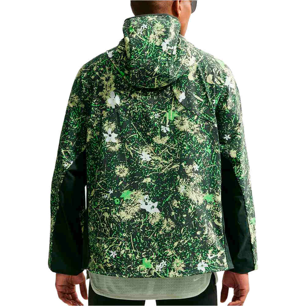 Nike chaquetas hombre M ACG UV FIVE TOWERS JKT AOP vista trasera