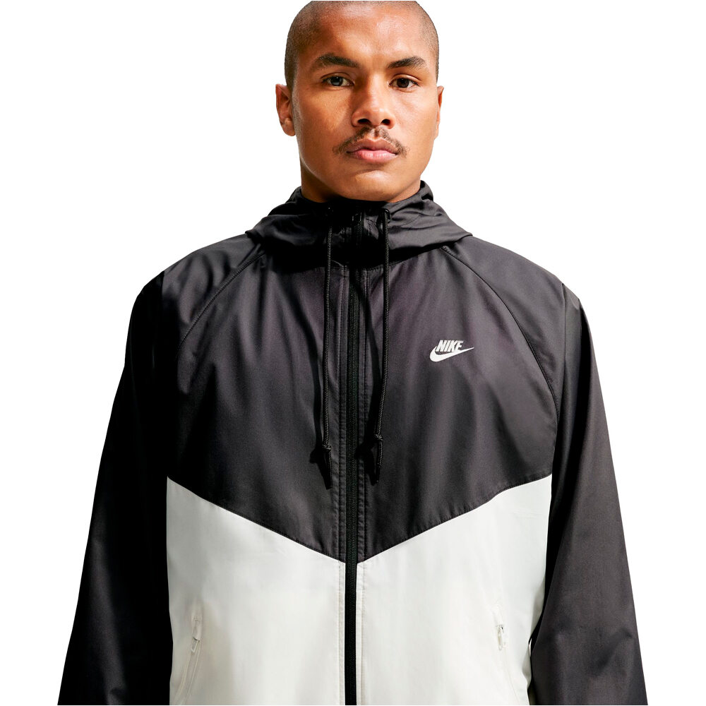 Nike chaquetas hombre M NK WR LND JKT 26 vista detalle