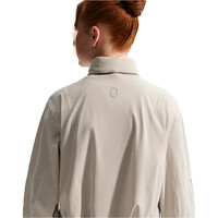 Nike chubasquero running niño G NK MAVN RPL UV RUN JKT vista detalle