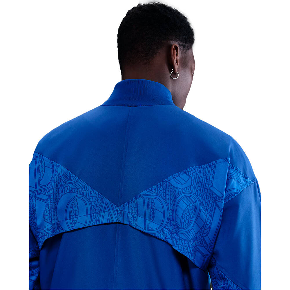 Nike chubasqueros y chaquetones entrenamiento fútbol CHELSEA 25 MNK DF STRK ANTHM JKT vista detalle