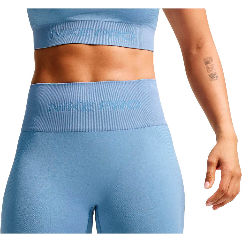 Nike Malla Corta Mujer W NP DF SMLS HR 5IN SHORT vista detalle