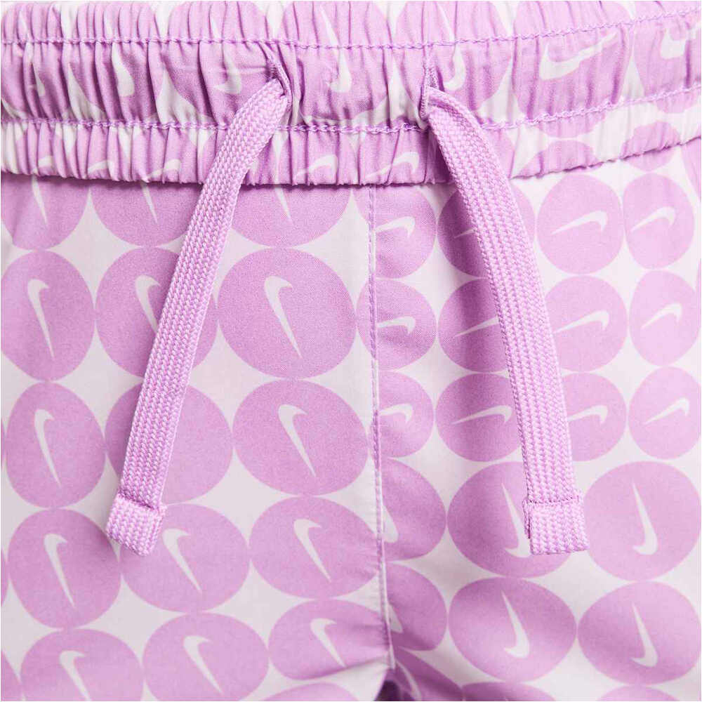 Nike malla corta niña G NK ONE SHORT AOP vista detalle