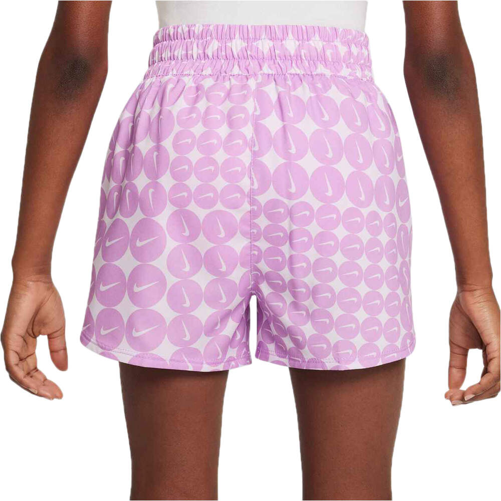 Nike malla corta niña G NK ONE SHORT AOP vista trasera