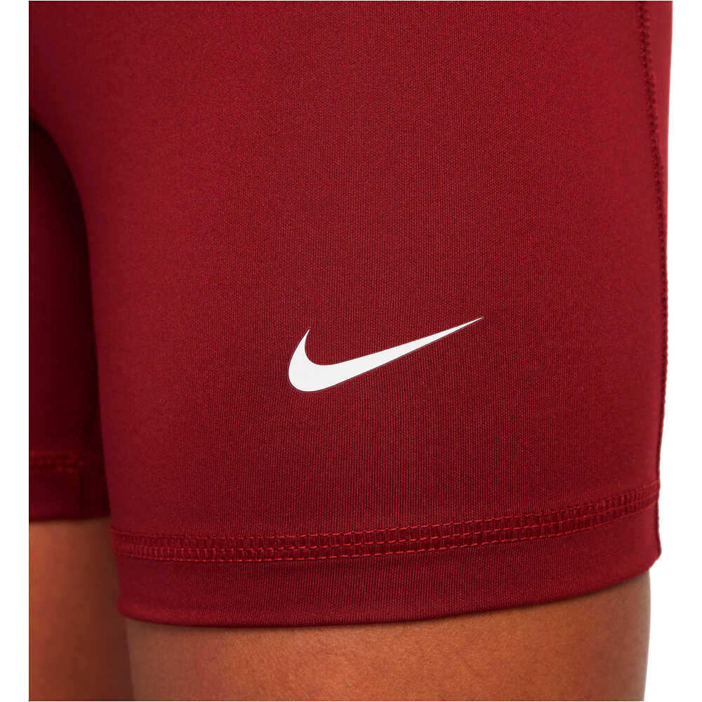 Nike malla corta niña G NP DF 3IN SHORT 03