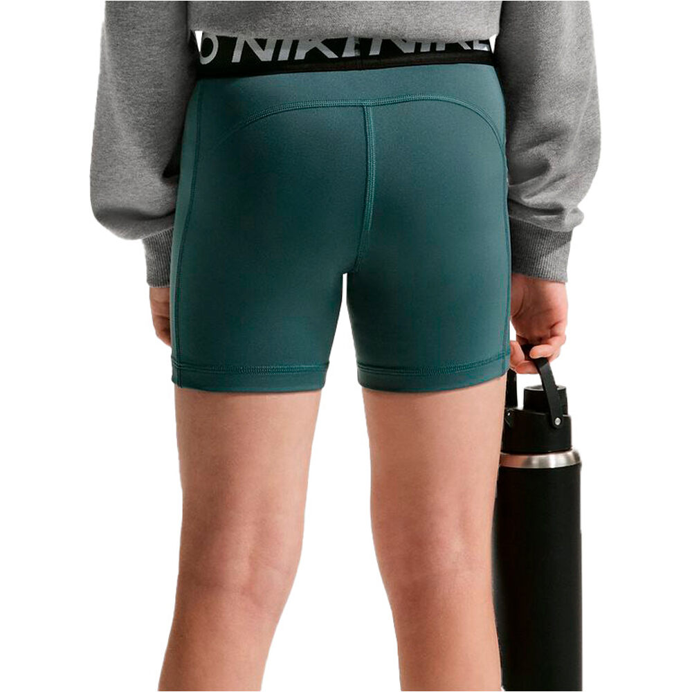 Nike malla corta niña G NP DF 3IN SHORT vista trasera