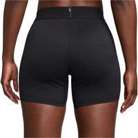 Nike malla corta running mujer W NK ARST DFADV MR 5IN TGT SH vista trasera