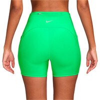 Nike malla corta running mujer W NK DF SWIFT HR 4IN SHORT vista trasera
