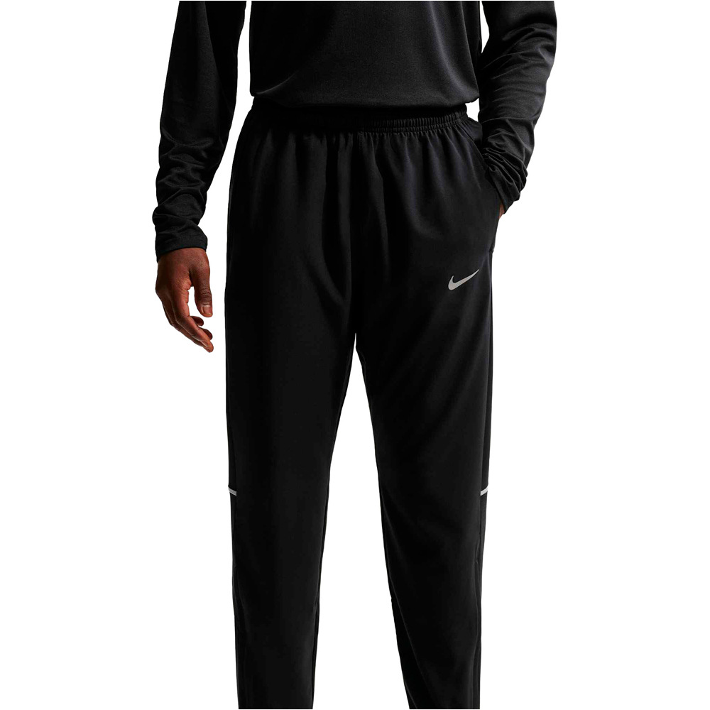 Nike malla larga running hombre M NK DF MILER WOVEN PANT vista detalle