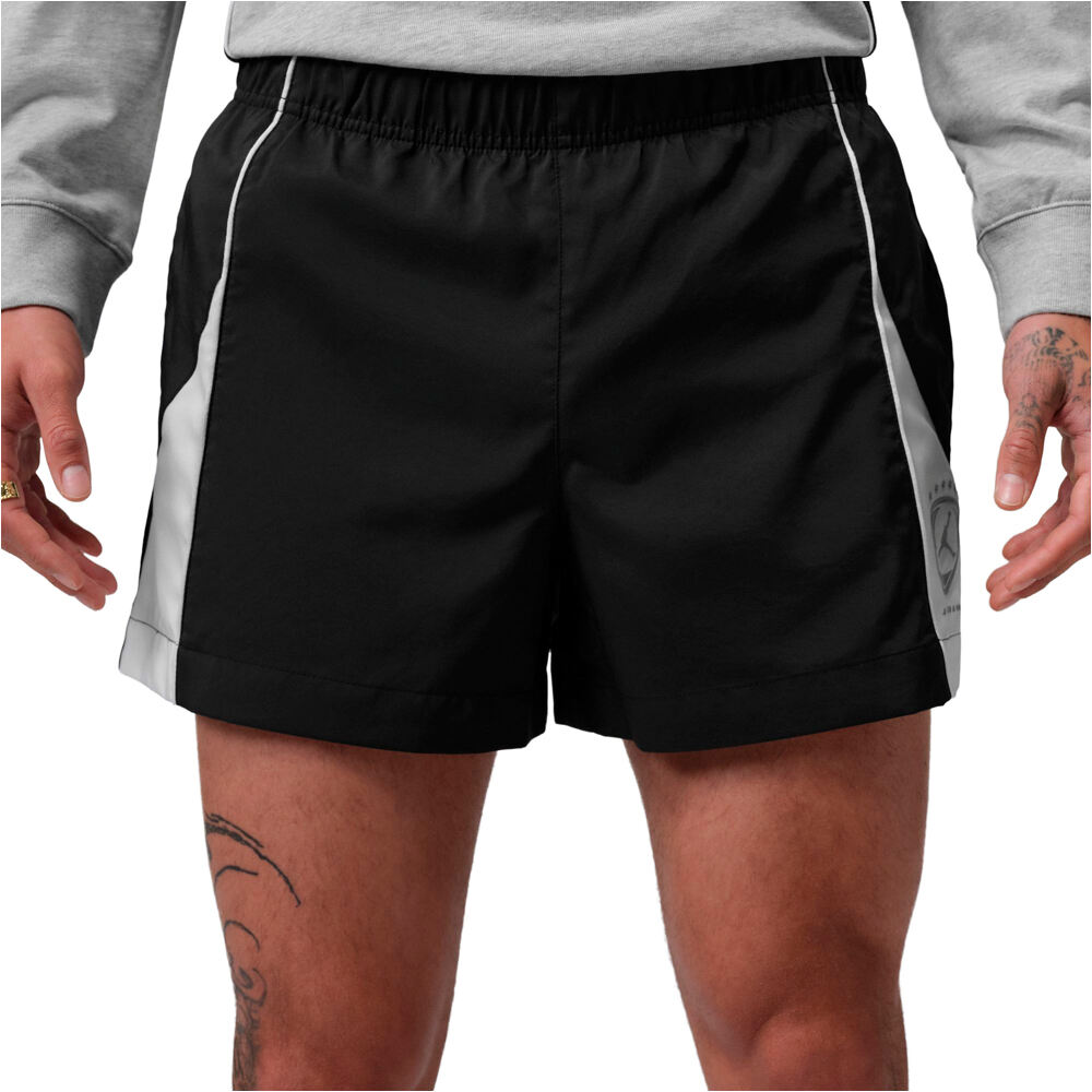 Nike pantalón baloncesto M J BRK FC SHORTIE vista frontal