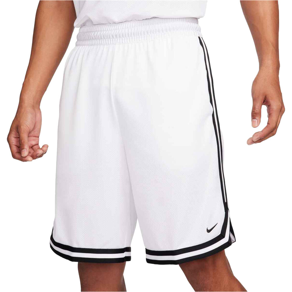 Nike pantalón baloncesto M NK DF DNA 10IN SHORT vista frontal