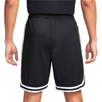 Nike pantalón baloncesto M NK DF DNA 8IN SHORT vista trasera