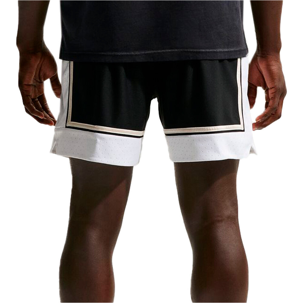 Nike pantalón baloncesto M NK DF SI GM PRO 6IN SHORT vista trasera