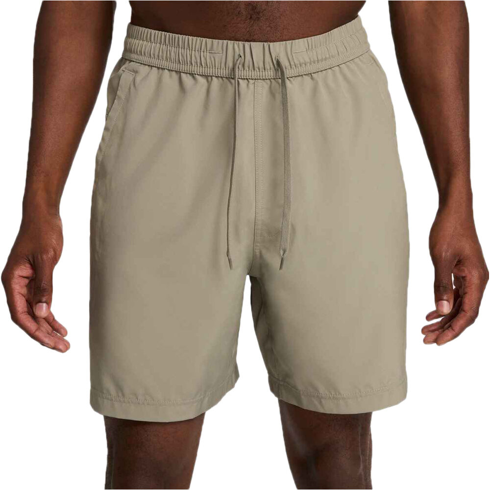 Nike pantalón corto fitness hombre M NK DF FORM 7IN UL SHORT vista frontal