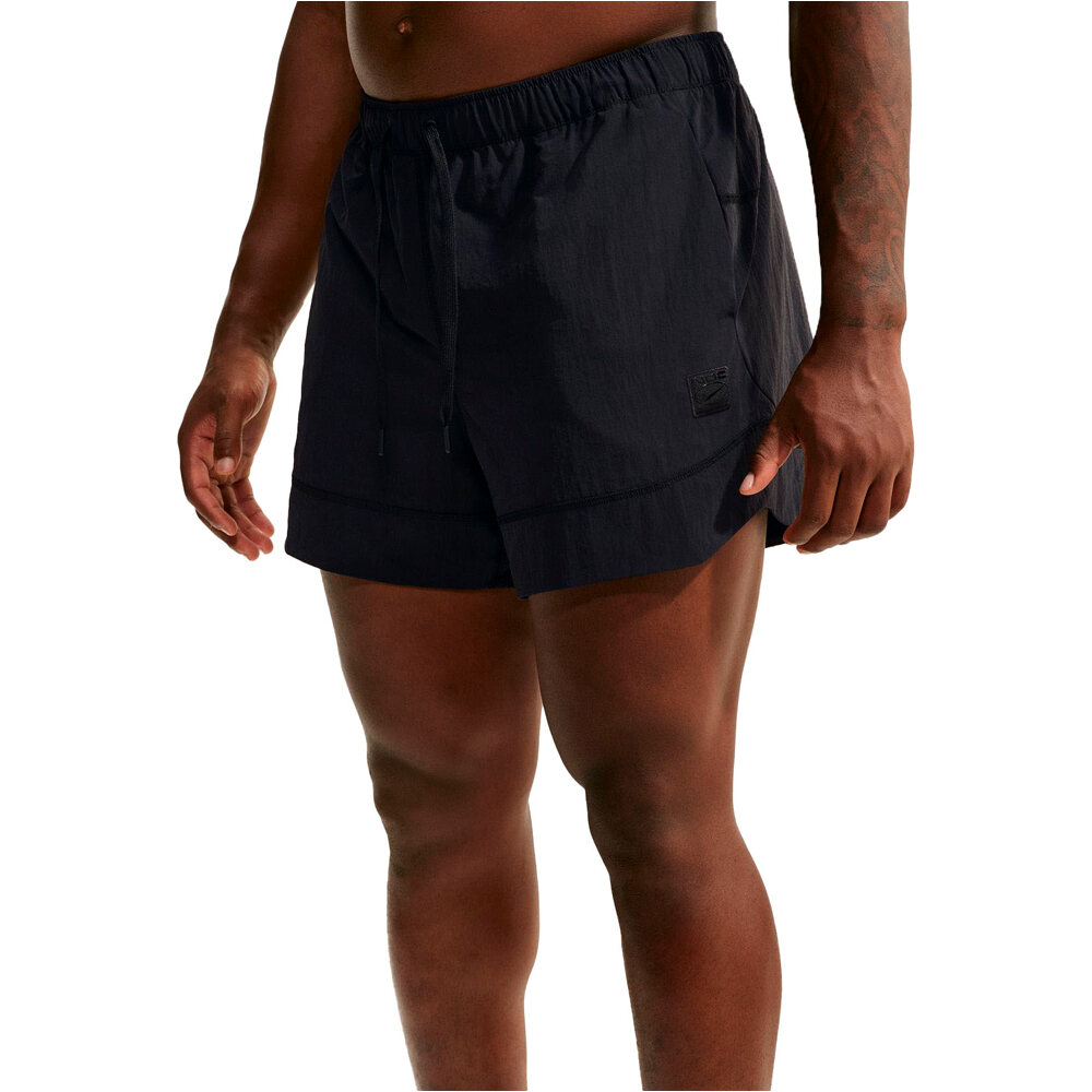 Nike pantalón corto fitness hombre M NK DF NAC WOVEN SHORT 5IN vista detalle