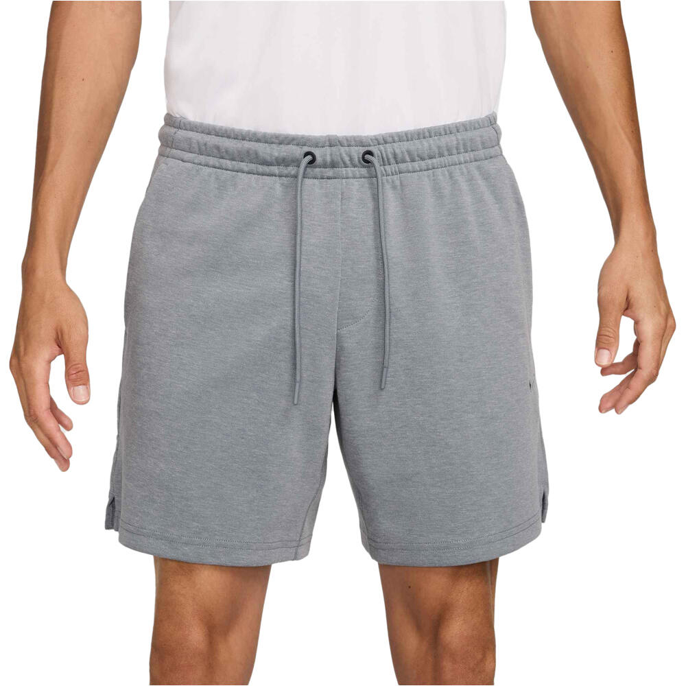 Nike pantalón corto fitness hombre M NK DF UV PRIMARY 7IN SHORT vista frontal