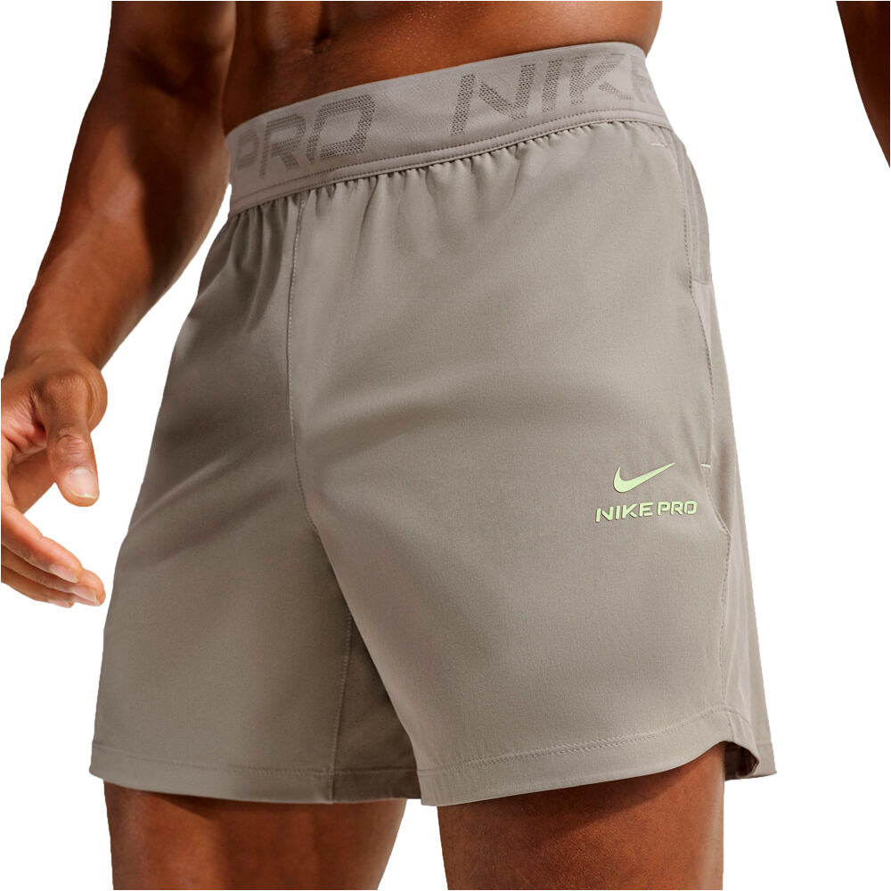 Nike pantalón corto fitness hombre M NP DF NPT 6IN SHORT vista detalle