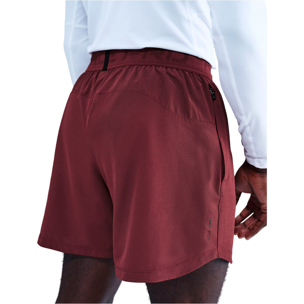 Nike pantalón corto fitness hombre M NP DF NPT 6IN SHORT vista trasera