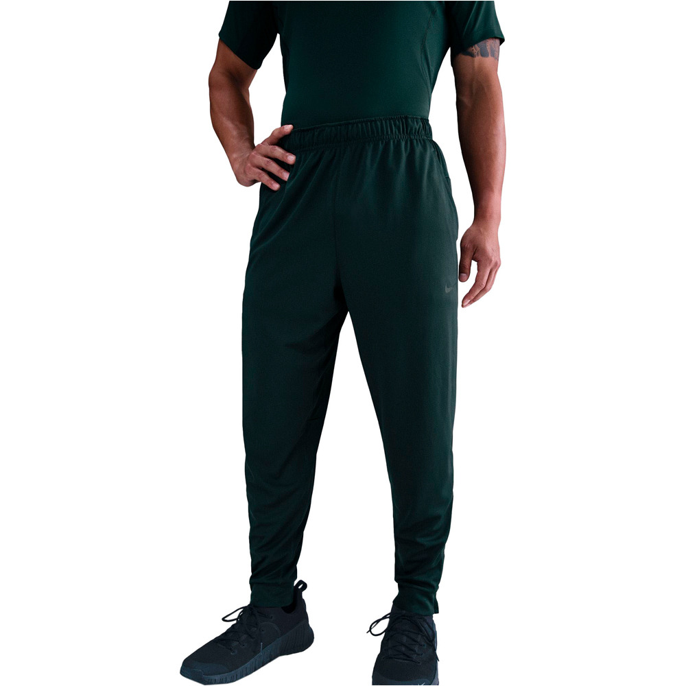 Nike pantalon fitness hombre M NK DF TOTALITY PANT TPR vista frontal