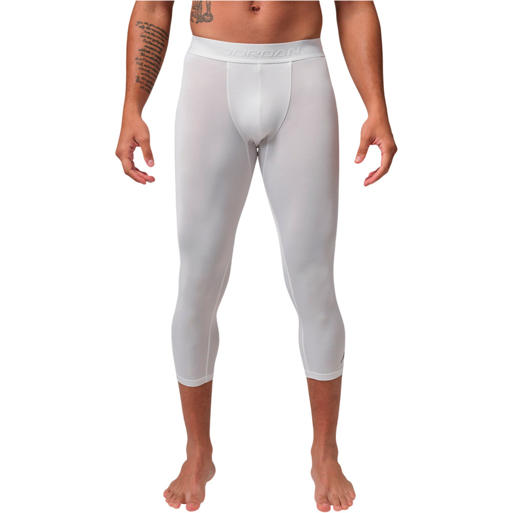 Nike pantalón futbol calentador M J DF SPT ESS 3/4 TIGHT vista frontal