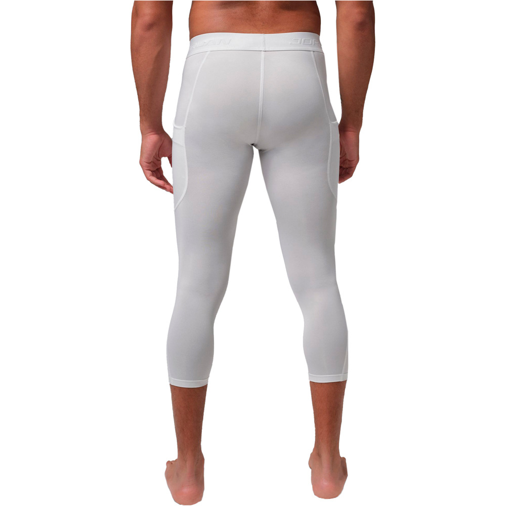 Nike pantalón futbol calentador M J DF SPT ESS 3/4 TIGHT vista trasera