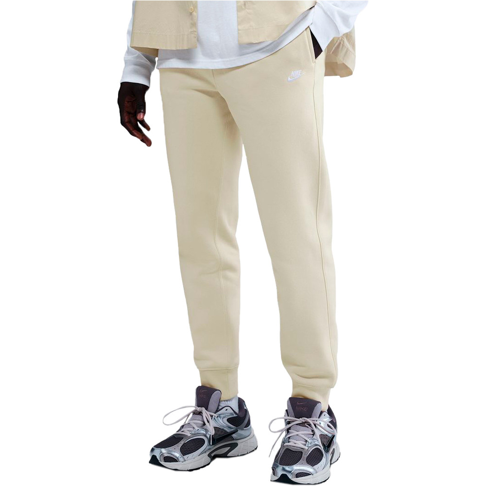 Nike pantalón hombre M NK CLUB BB JOGGER vista frontal