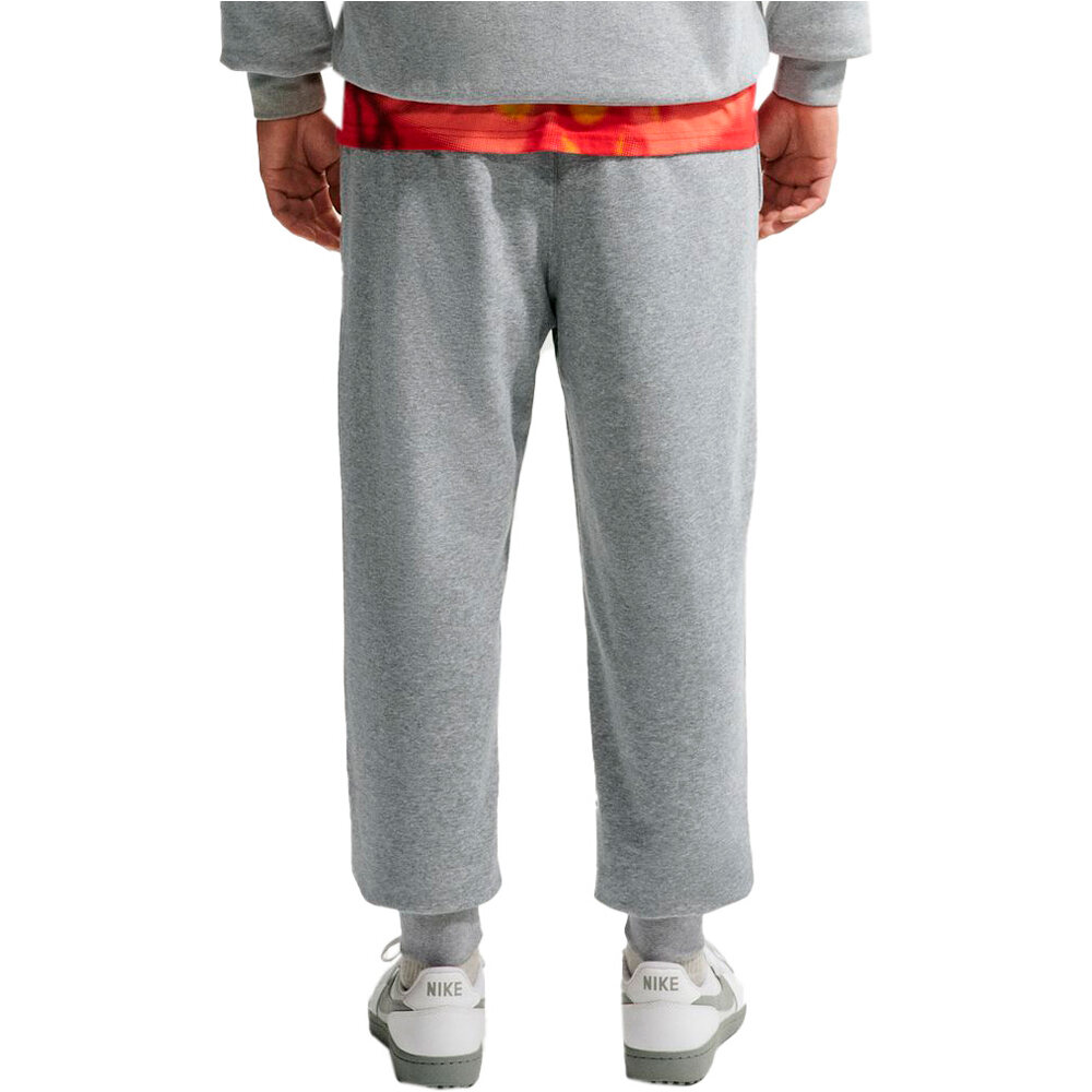 Nike pantalón hombre M NK CLUB FT JOGGER vista trasera