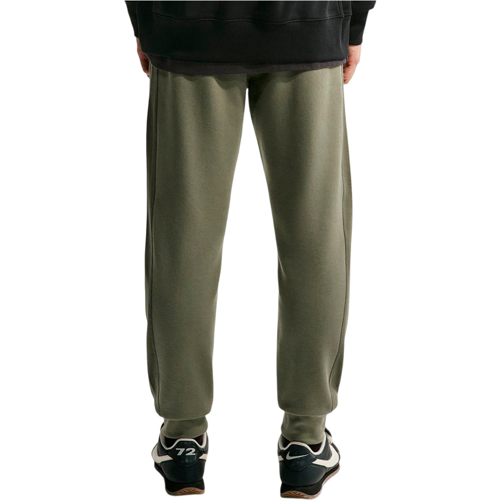 Nike pantalón hombre M NK CLUB VARSITY JOGGER vista trasera