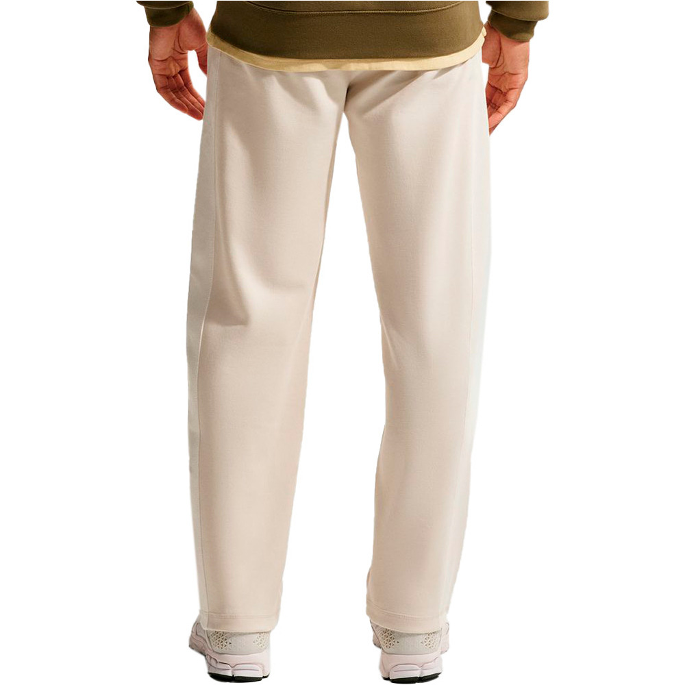 Nike pantalón hombre M NK CLUB VARSITY OH PANT vista trasera