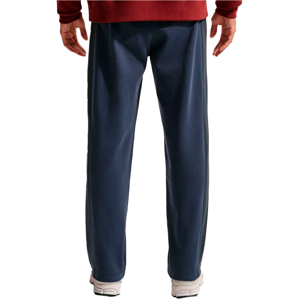 Nike pantalón hombre M NK CLUB VARSITY OH PANT vista trasera