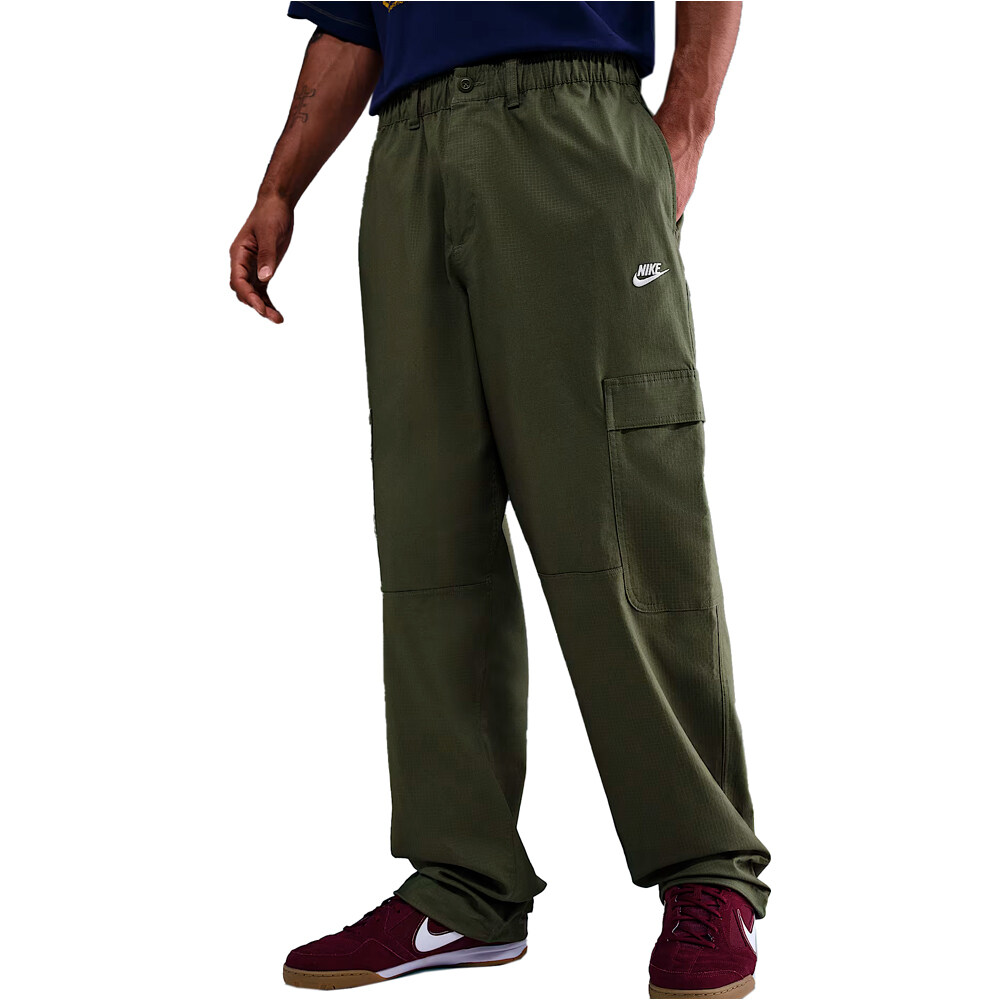 Nike pantalón hombre M NK CLUB WVN CARGO PANT CLCTN vista frontal