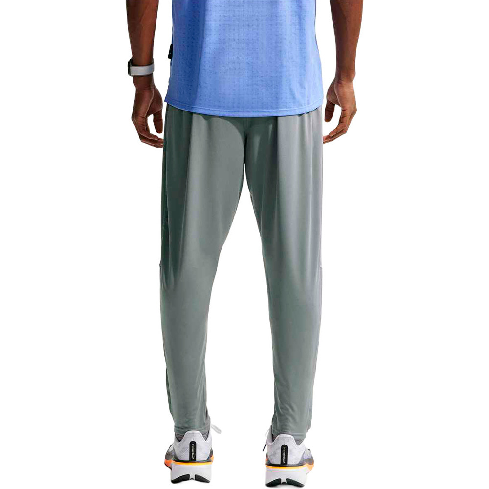 Nike pantalón hombre M NK DF MILER KNIT PANT vista trasera
