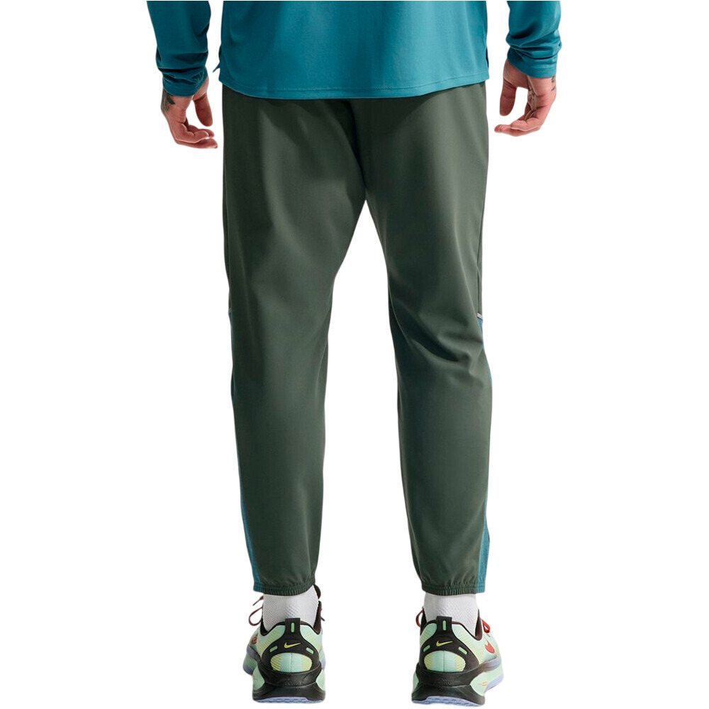 Nike pantalón hombre M NK DF MILER WOVEN PANT vista trasera