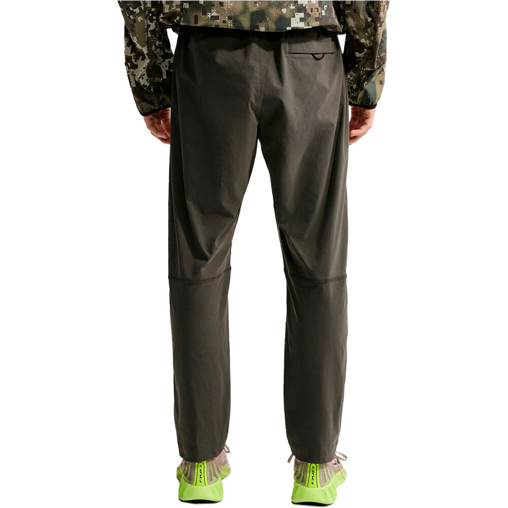 Nike pantalón hombre M NK DF TCH WVN OH PANT vista trasera