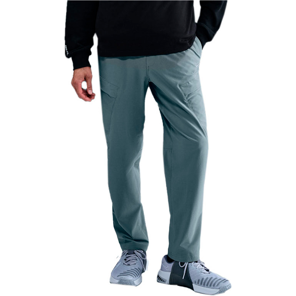 Nike pantalón hombre M NK DF UNLMTD PANT ALT CARGO vista frontal