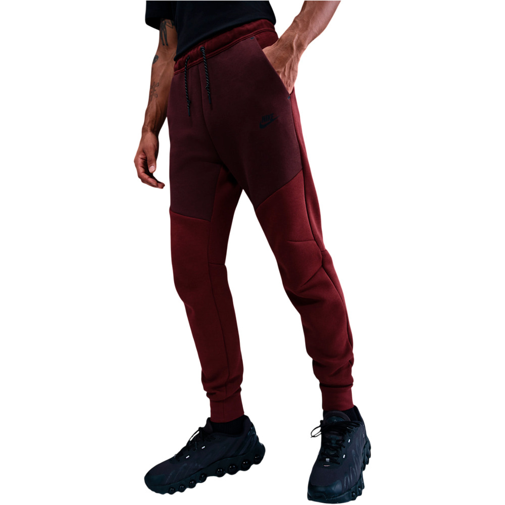 Nike pantalón hombre M NK TCH FLC JGGR vista frontal